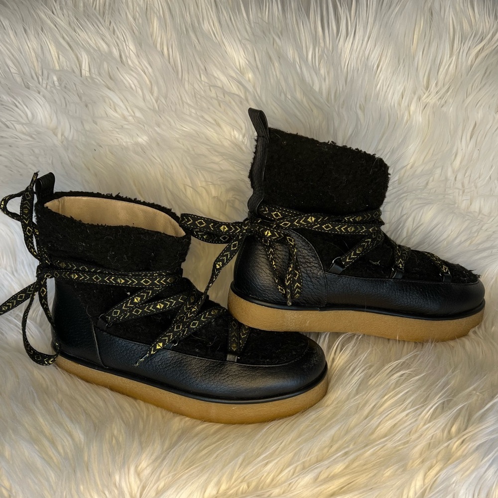 House of Harlow 1960 Bootie